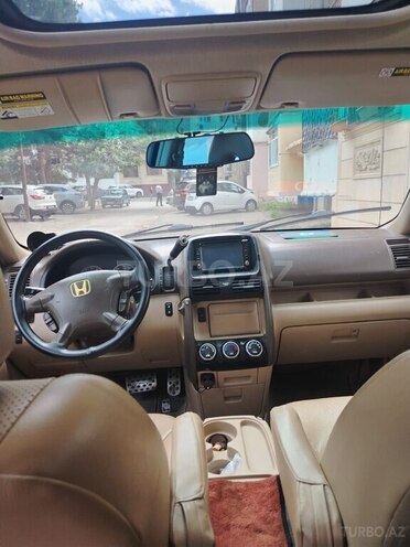 Honda CR-V-6