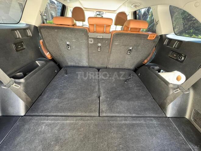 Kia Sorento-16