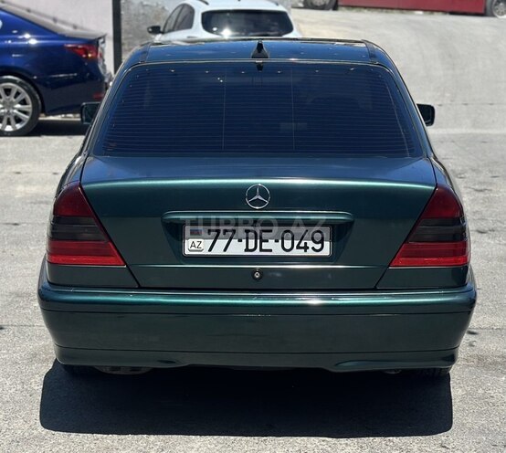 Mercedes C 200-4