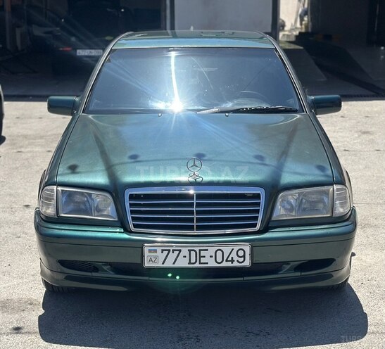 Mercedes C 200-1