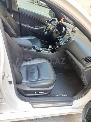 Kia Optima-14