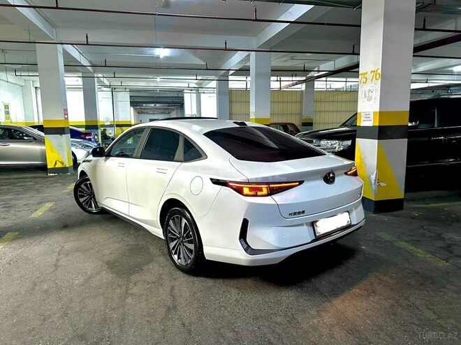 Changan Qiyuan A05-3