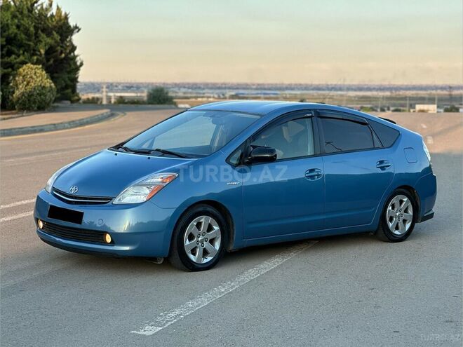 Toyota Prius-5