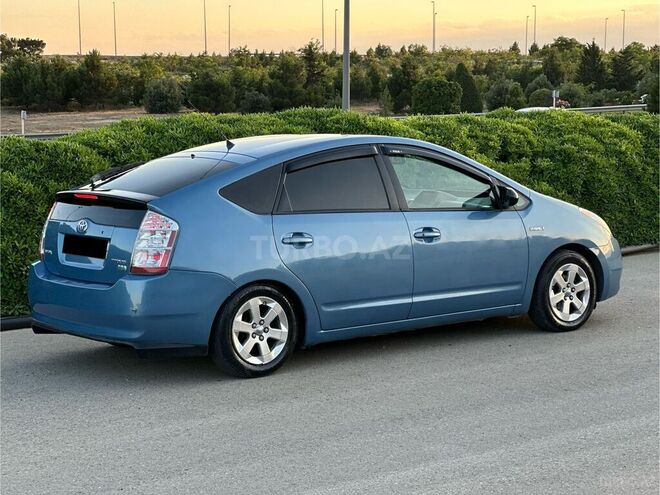 Toyota Prius-10