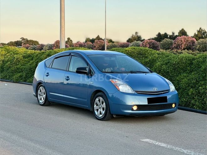 Toyota Prius-6