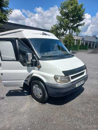 Ford Transit-1