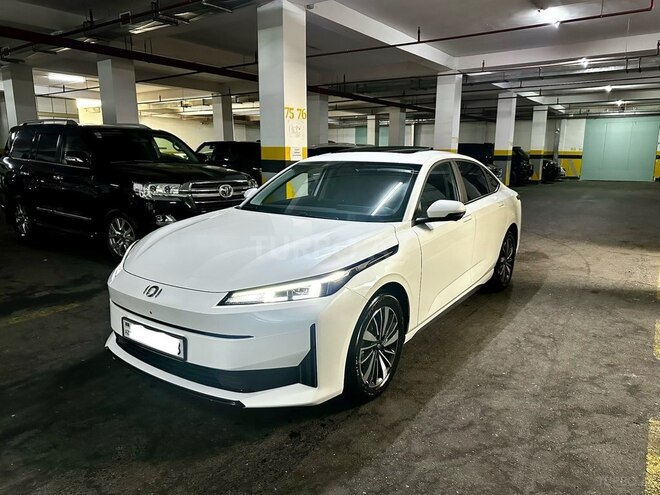 Changan Qiyuan A05-11