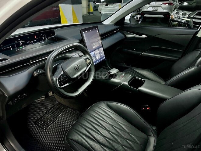 Changan Qiyuan A05-7
