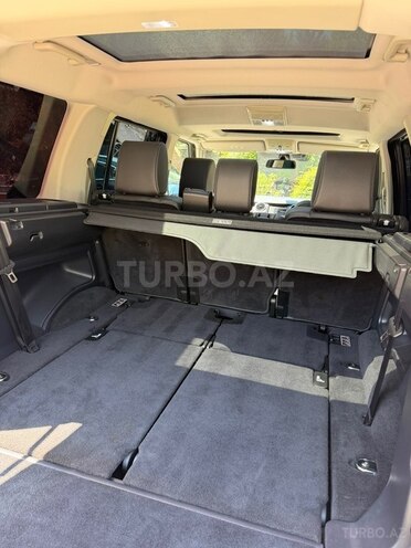 Land Rover Discovery-13