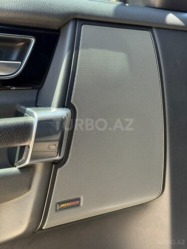 Land Rover Discovery-12