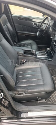 Mercedes E 220-7