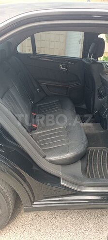 Mercedes E 220-8