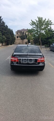 Mercedes E 220-5