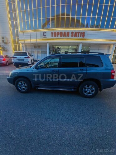 Toyota Highlander-4