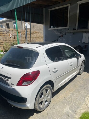 Peugeot 207-4