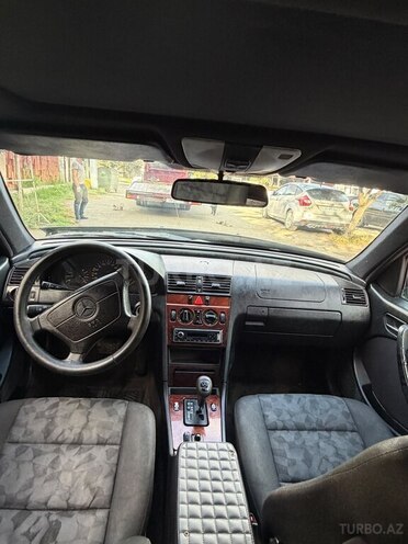 Mercedes C 180-11