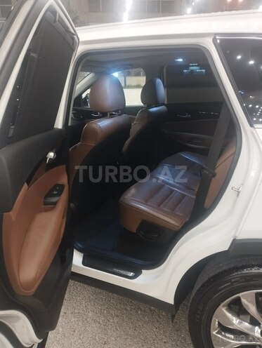 Kia Sorento-17