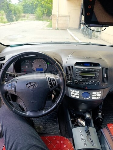 Hyundai Elantra-3