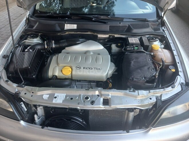 Opel Astra-2