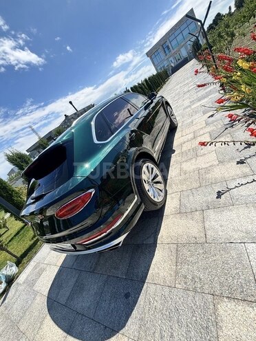 Bentley Bentayga-5