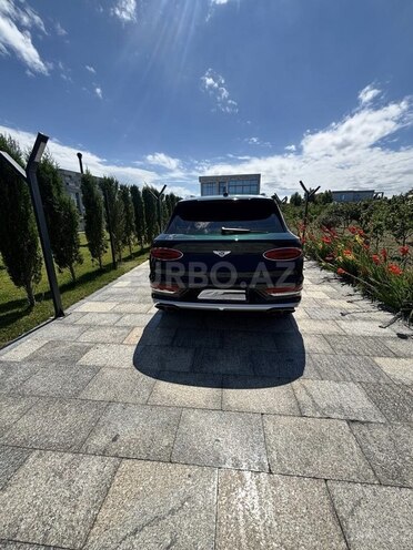 Bentley Bentayga-2