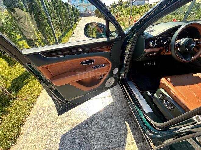 Bentley Bentayga-6