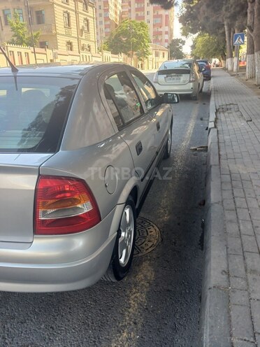 Opel Astra-7