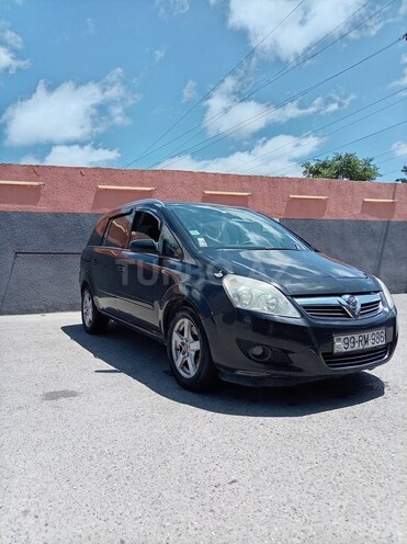 Opel Zafira-1