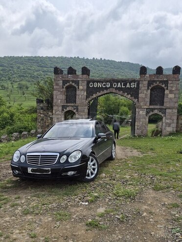Mercedes E 320-2