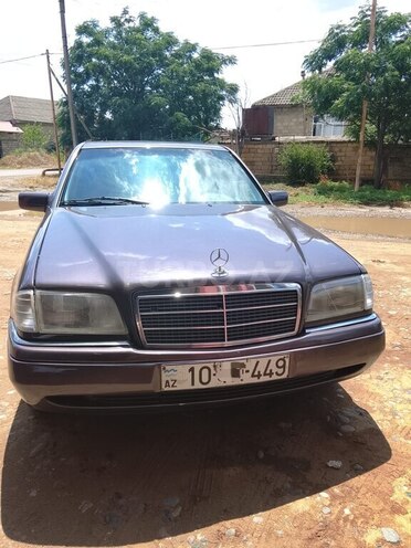 Mercedes C 200-1