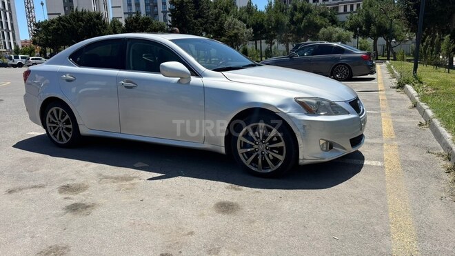 Lexus IS 250-6