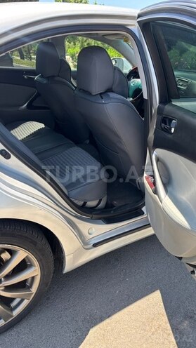 Lexus IS 250-11