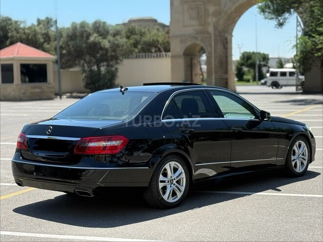 Mercedes E 200-4
