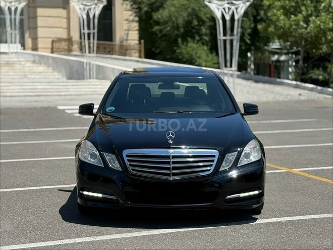 Mercedes E 200-2