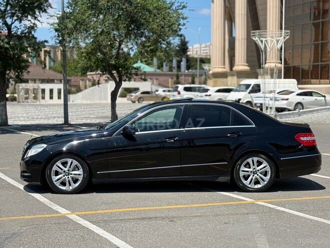 Mercedes E 200-3