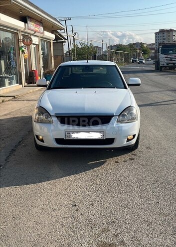 LADA (VAZ) Priora-1