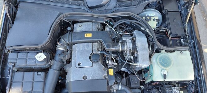 Mercedes C 220-11
