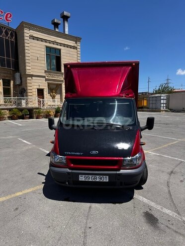 Ford Transit-1