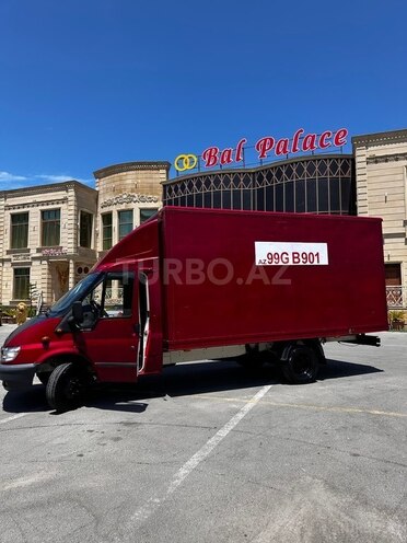 Ford Transit-4