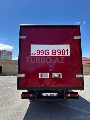 Ford Transit-9
