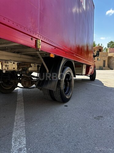 Ford Transit-10