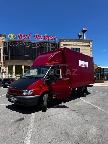 Ford Transit-5