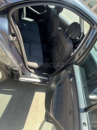 Mercedes C 240-13