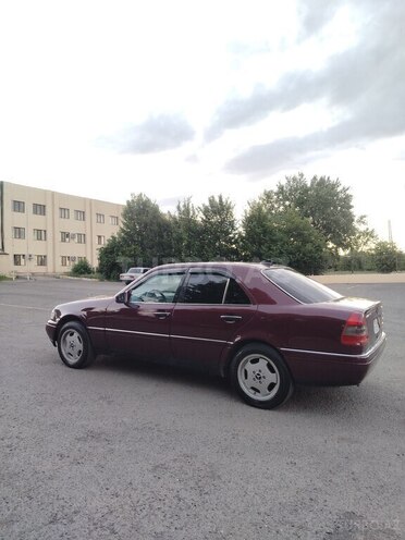 Mercedes C 220-8