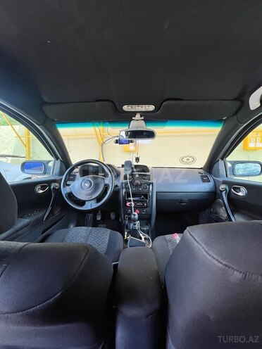 Renault Megane-2