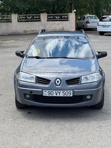 Renault Megane-11