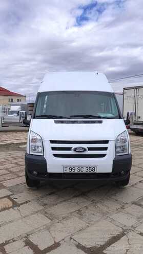 Ford Transit-1