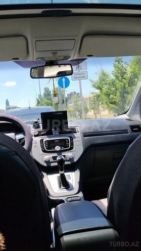 Ford Kuga-8