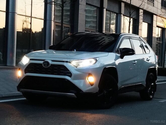 Toyota RAV4-7