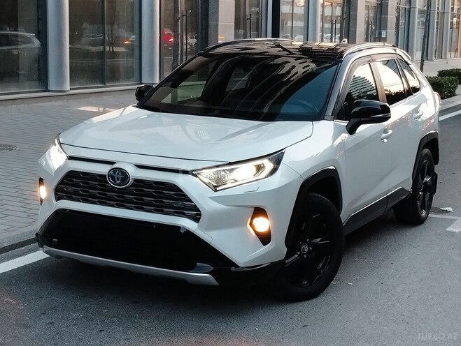 Toyota RAV4-3